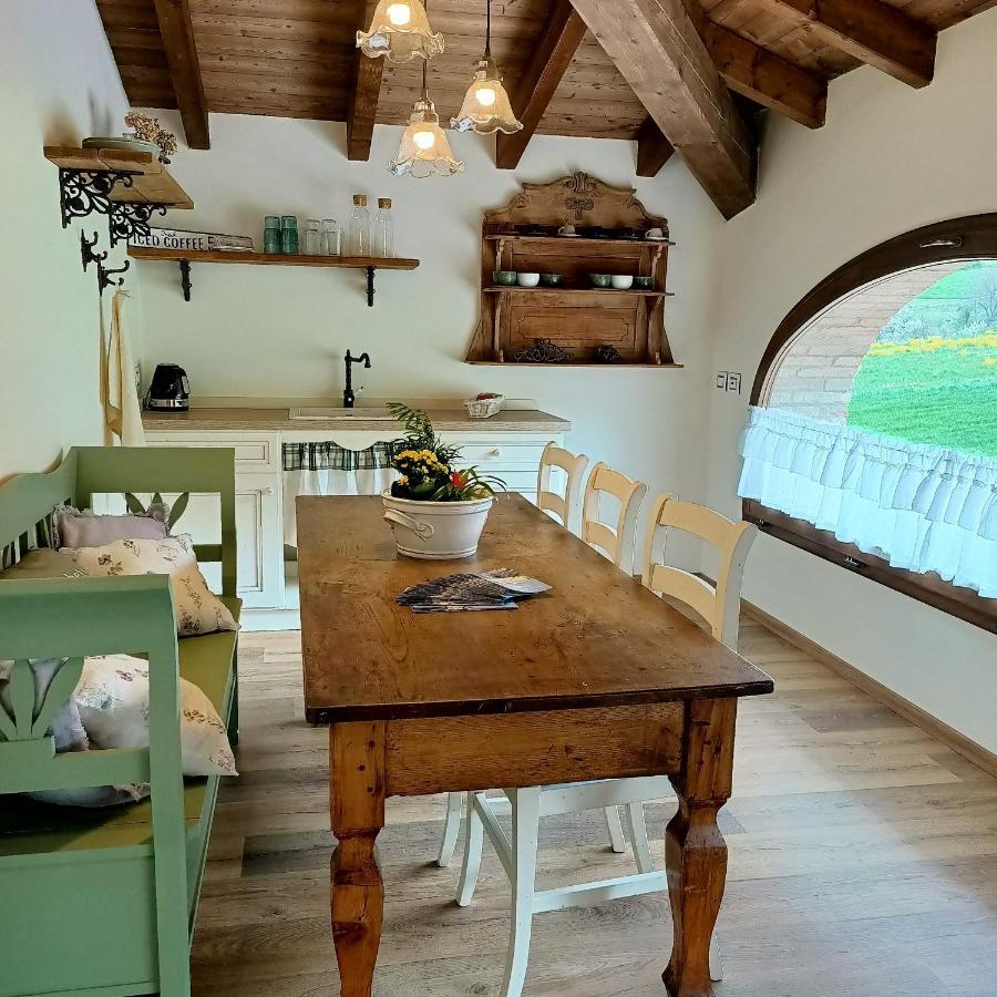 Agriturismo La Casetta - Ospitalita Rurale Familiare Montese Εξωτερικό φωτογραφία